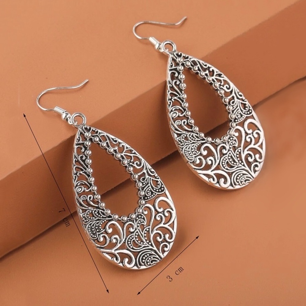 Any 4/$25! Silver Intricate Boho Teardrop Statement Earrings - Picture 4 of 6